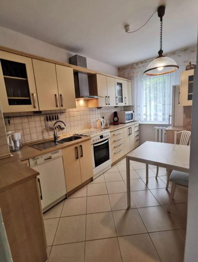 Apartament Jak U Mamy Гдиня Екстер'єр фото